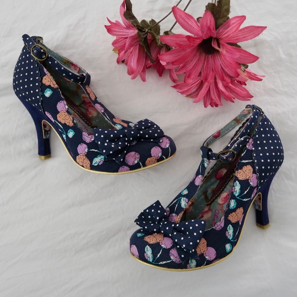 Irregular Choice Shoes - Like New! IOB IRREGULAR CHOICE  Bloxy Pumps Sz 7